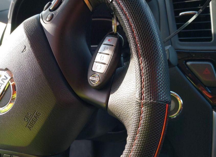 Photo 11 of 2015 Nissan Pathfinder SV (VIN 5N1AR2MM4FC709150)