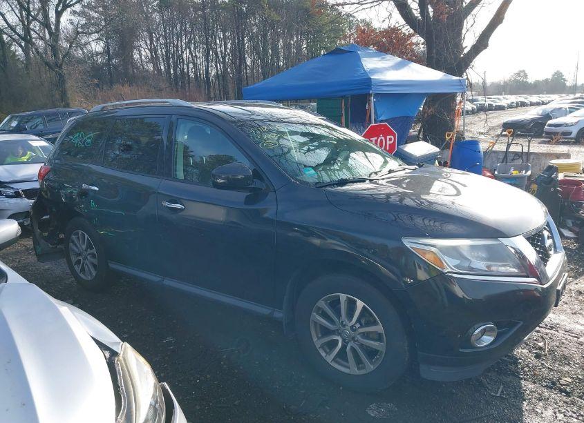 Photo 13 of 2015 Nissan Pathfinder SV (VIN 5N1AR2MM4FC709150)