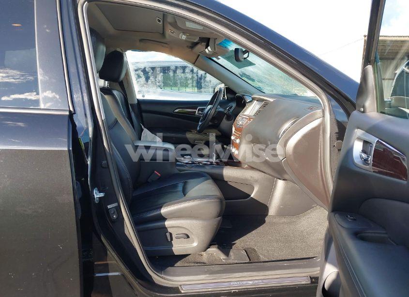 Photo 5 of 2015 Nissan Pathfinder SL (VIN 5N1AR2MM4FC714509)