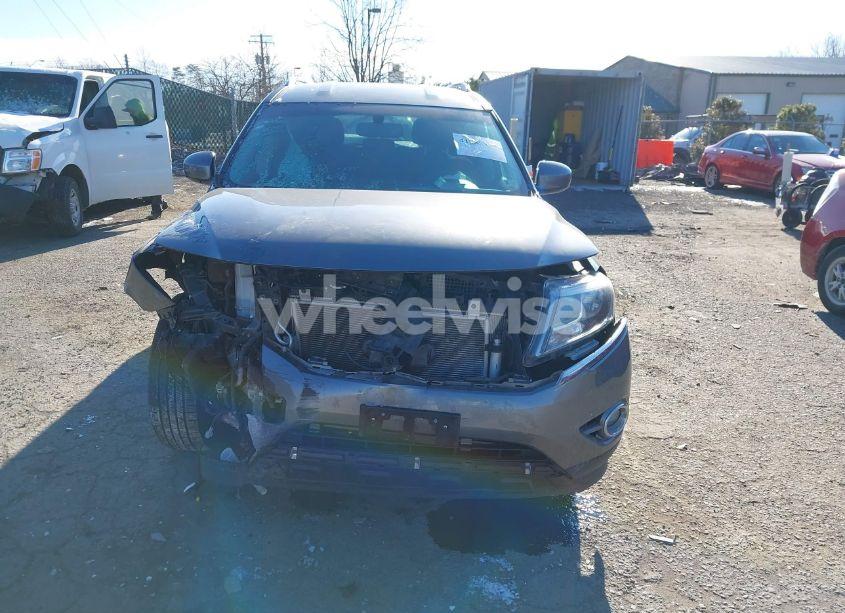 Photo 6 of 2016 Nissan Pathfinder SV (VIN 5N1AR2MM4GC622642)