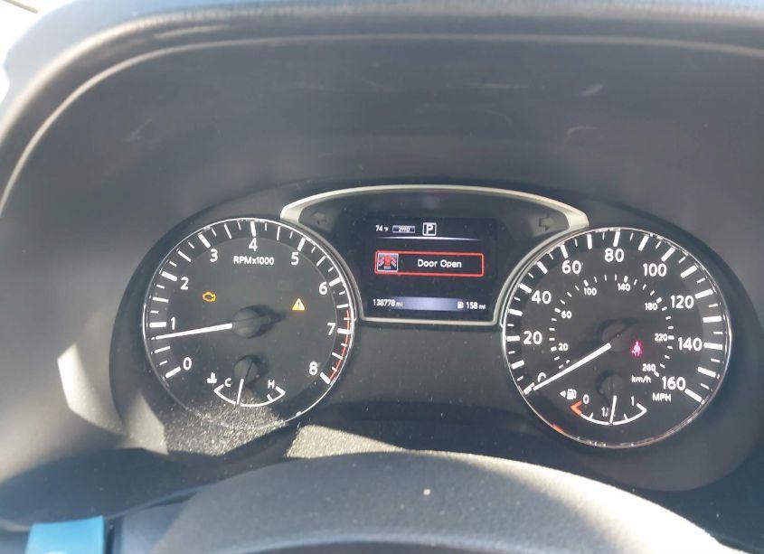 Photo 7 of 2016 Nissan Pathfinder SV (VIN 5N1AR2MM4GC631812)