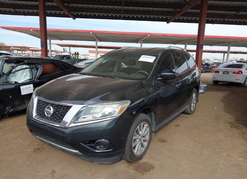 Photo 2 of 2016 Nissan Pathfinder S (VIN 5N1AR2MM4GC636945)