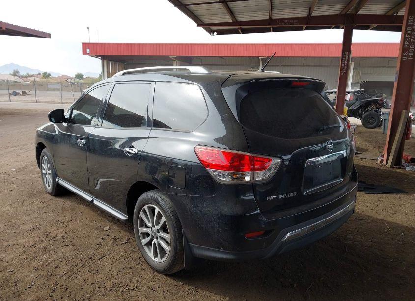 Photo 3 of 2016 Nissan Pathfinder S (VIN 5N1AR2MM4GC636945)