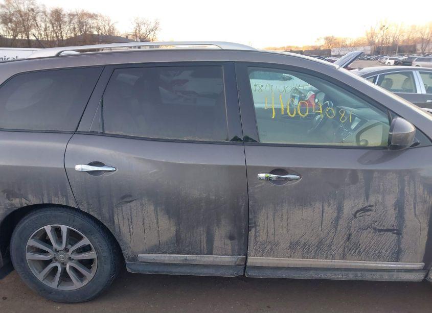 Photo 13 of 2013 Nissan Pathfinder SL (VIN 5N1AR2MM5DC604193)