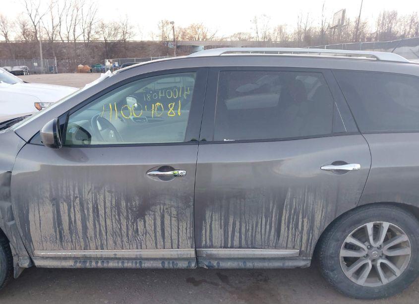 Photo 14 of 2013 Nissan Pathfinder SL (VIN 5N1AR2MM5DC604193)