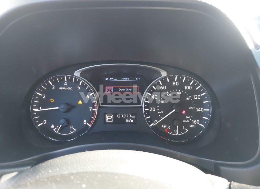 Photo 7 of 2013 Nissan Pathfinder SV (VIN 5N1AR2MM5DC627991)