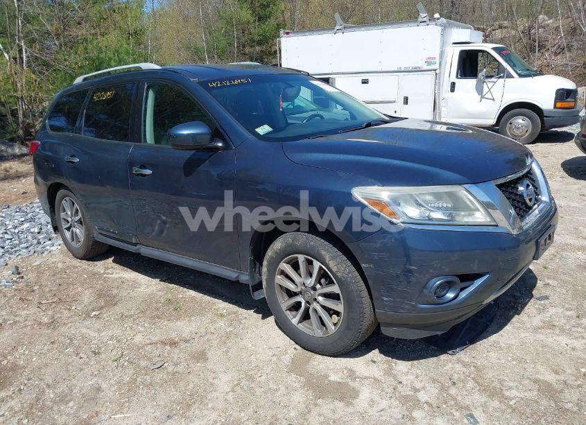 2013 Nissan Pathfinder SV (VIN 5N1AR2MM5DC649148) main photo