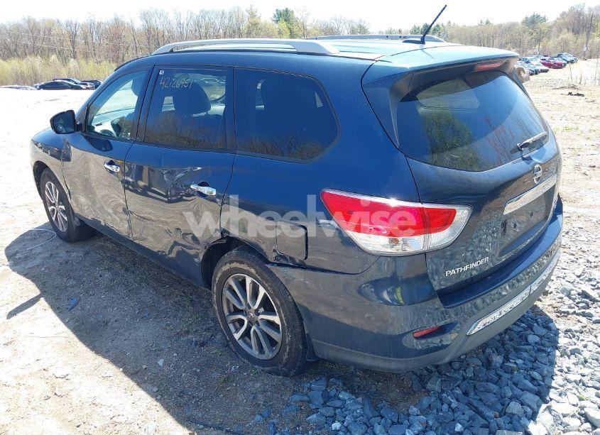 Photo 3 of 2013 Nissan Pathfinder SV (VIN 5N1AR2MM5DC649148)