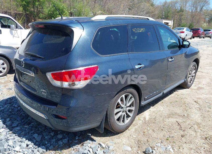 Photo 4 of 2013 Nissan Pathfinder SV (VIN 5N1AR2MM5DC649148)