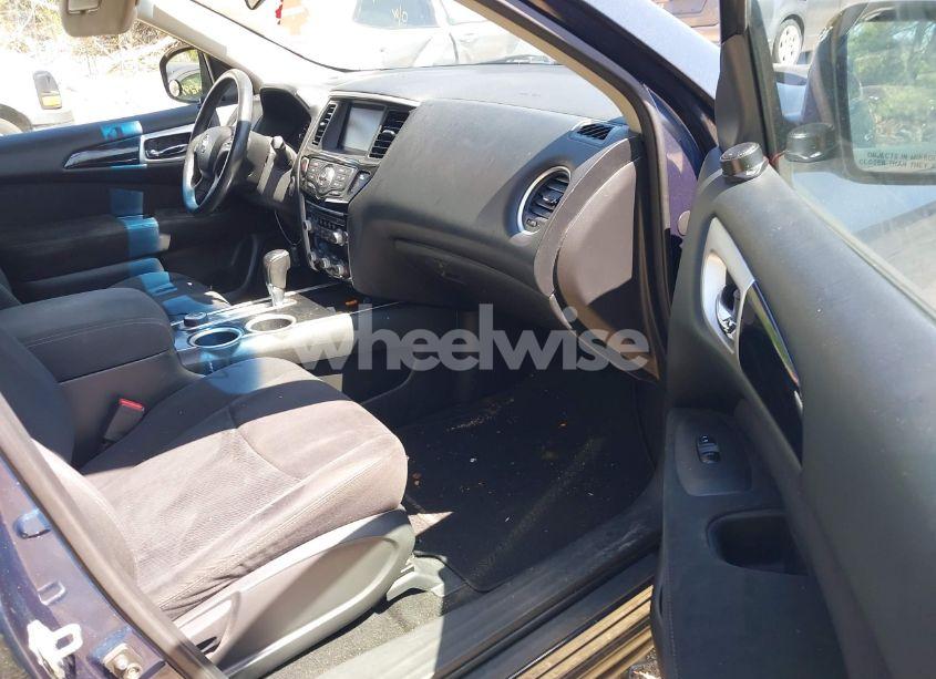 Photo 5 of 2013 Nissan Pathfinder SV (VIN 5N1AR2MM5DC649148)