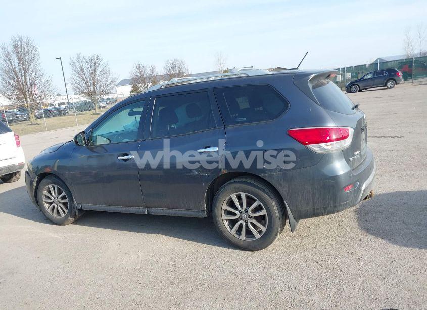 Photo 14 of 2013 Nissan Pathfinder SV (VIN 5N1AR2MM5DC650199)