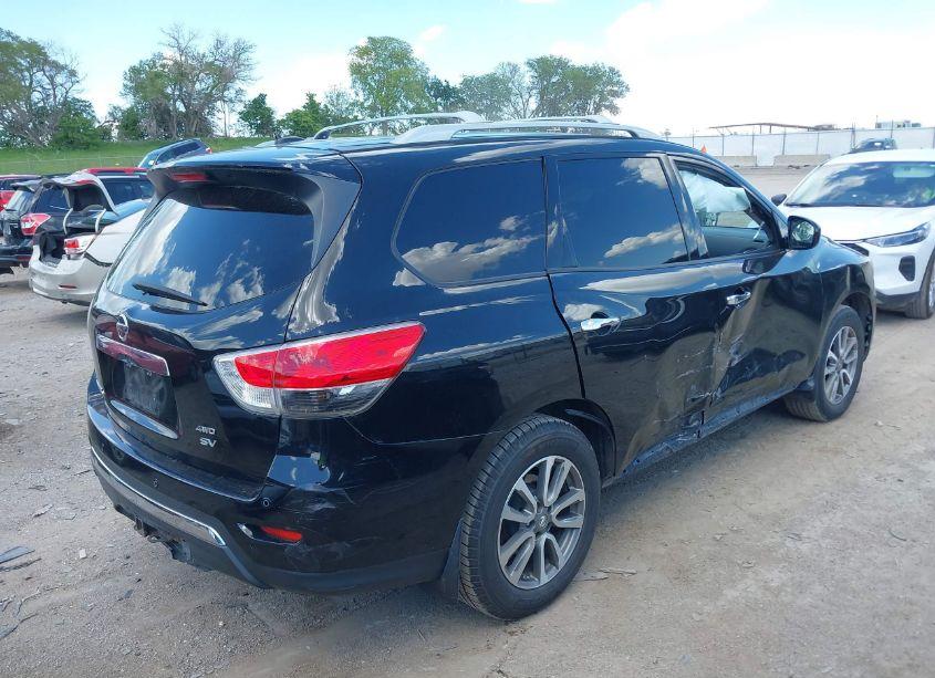 Photo 4 of 2013 Nissan Pathfinder SV (VIN 5N1AR2MM5DC668945)