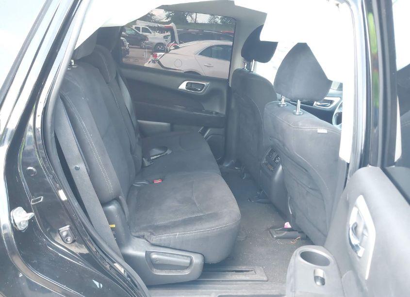 Photo 8 of 2013 Nissan Pathfinder SV (VIN 5N1AR2MM5DC668945)