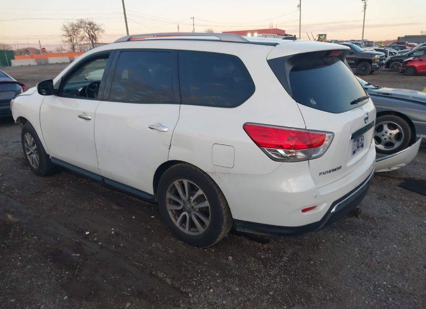 Photo 3 of 2013 Nissan Pathfinder SV (VIN 5N1AR2MM5DC673417)