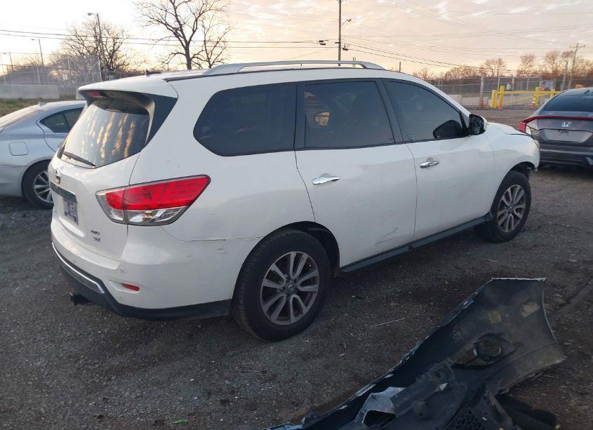 Photo 4 of 2013 Nissan Pathfinder SV (VIN 5N1AR2MM5DC673417)