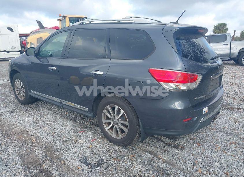 Photo 3 of 2013 Nissan Pathfinder SL (VIN 5N1AR2MM5DC675846)