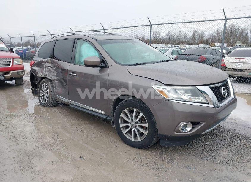 2013 Nissan Pathfinder SL (VIN 5N1AR2MM5DC689696) main photo