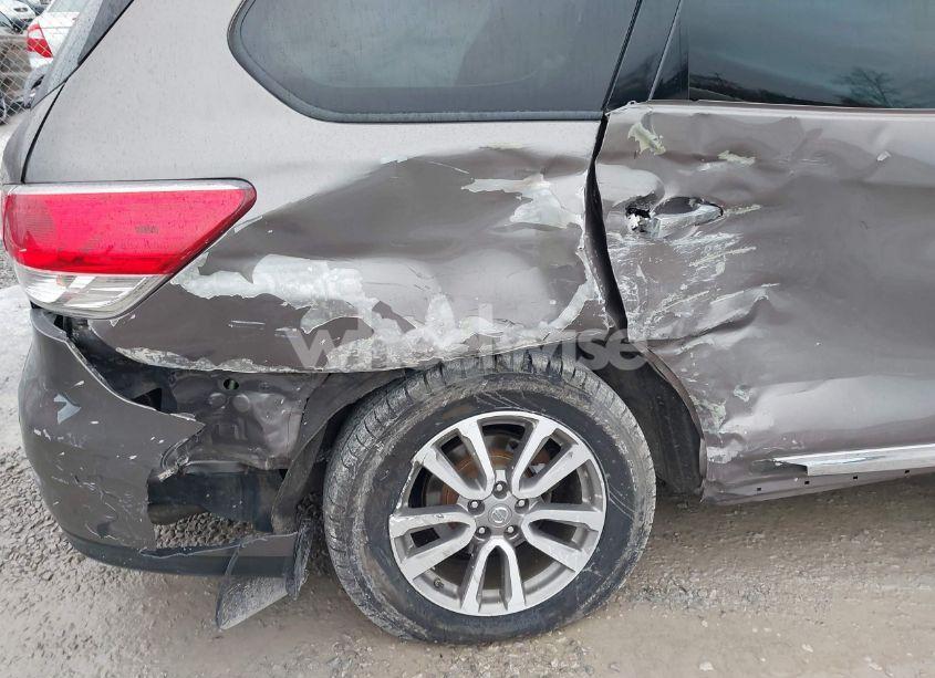 Photo 6 of 2013 Nissan Pathfinder SL (VIN 5N1AR2MM5DC689696)