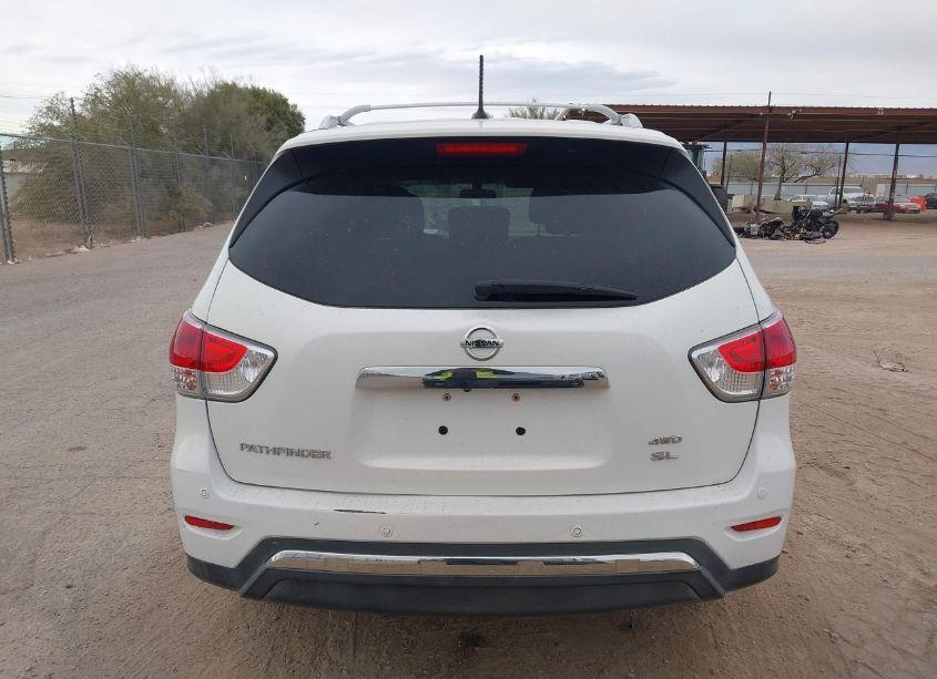Photo 16 of 2014 Nissan Pathfinder SV (VIN 5N1AR2MM5EC604051)