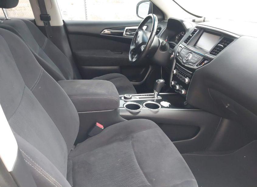 Photo 5 of 2014 Nissan Pathfinder SV (VIN 5N1AR2MM5EC604051)