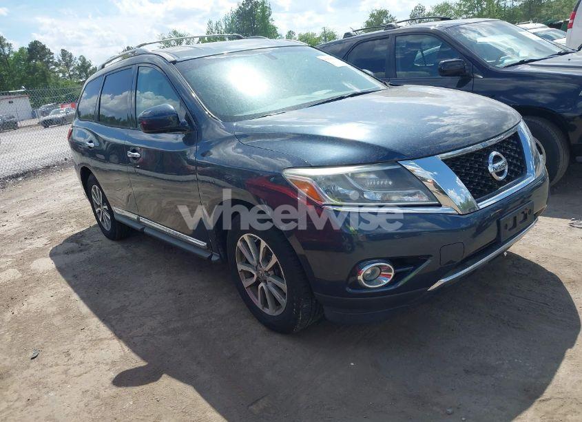 2014 Nissan Pathfinder SL (VIN 5N1AR2MM5EC616426) main photo