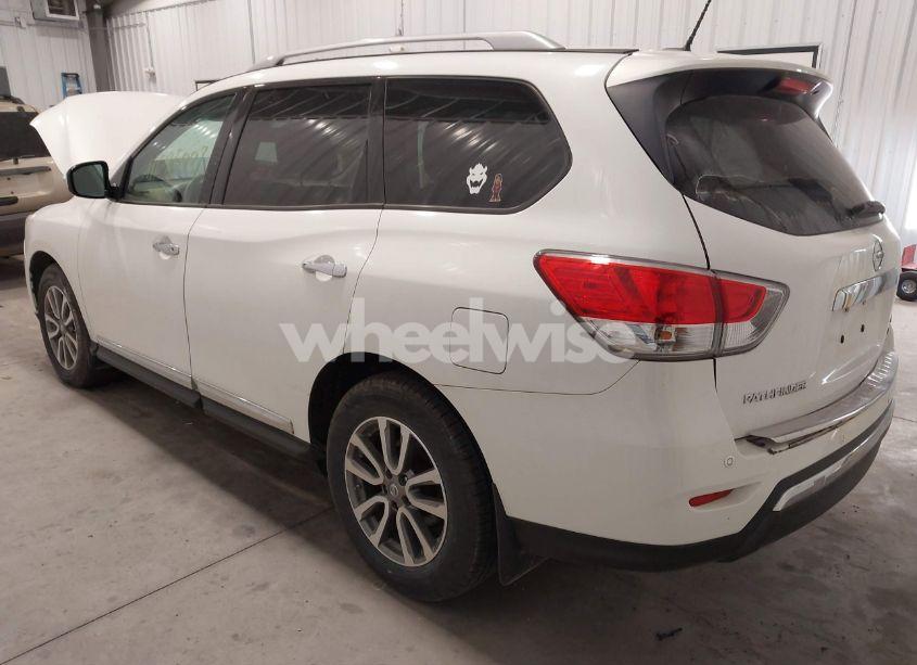 Photo 3 of 2014 Nissan Pathfinder SL (VIN 5N1AR2MM5EC627829)