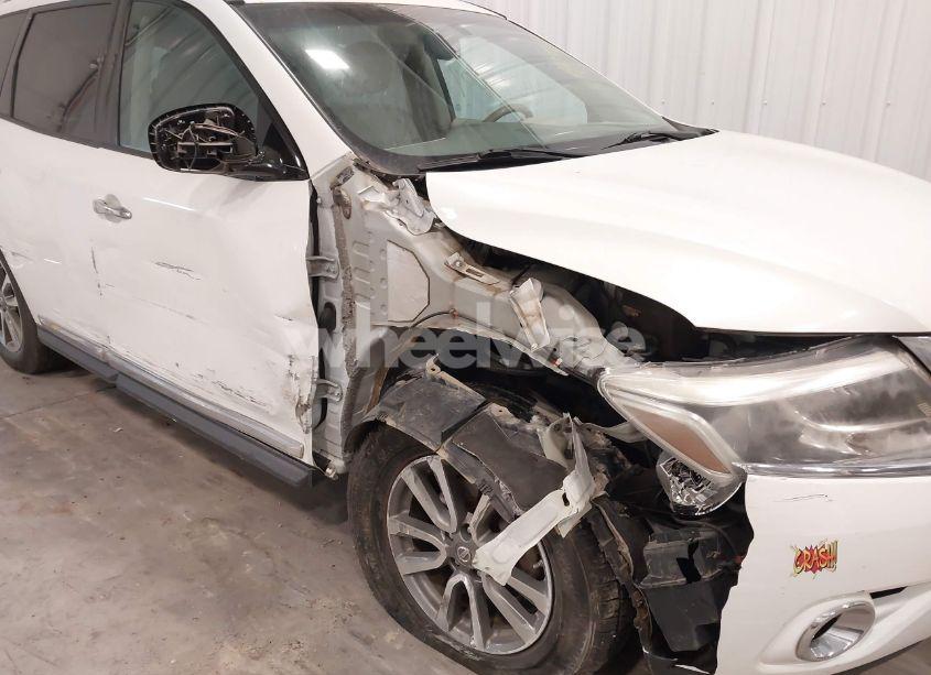 Photo 6 of 2014 Nissan Pathfinder SL (VIN 5N1AR2MM5EC627829)