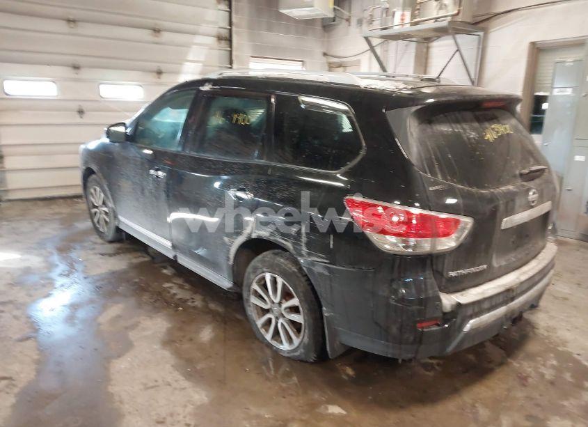 Photo 3 of 2014 Nissan Pathfinder SL (VIN 5N1AR2MM5EC632755)