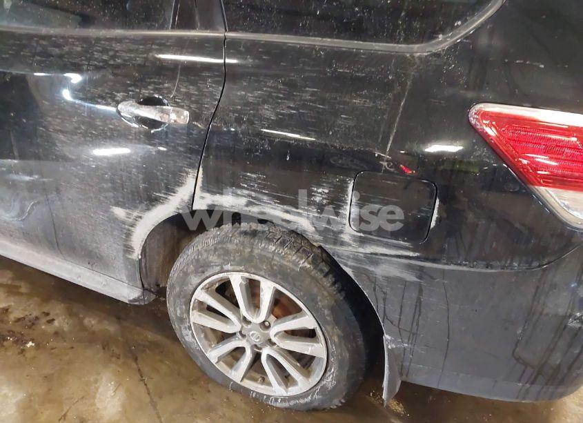 Photo 6 of 2014 Nissan Pathfinder SL (VIN 5N1AR2MM5EC632755)