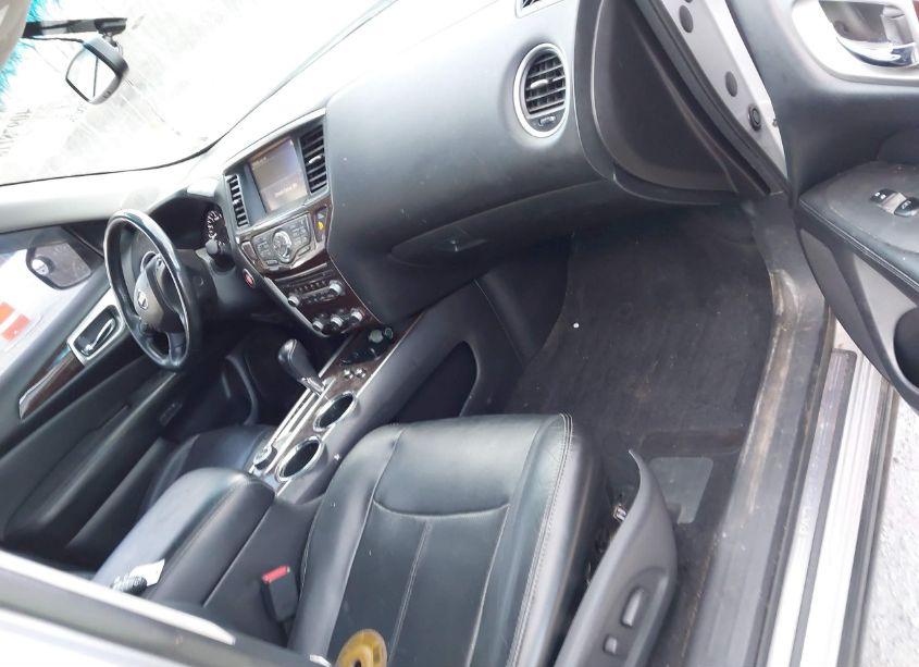 2014 Nissan Pathfinder PLATINUM (VIN 5N1AR2MM5EC647207) main photo