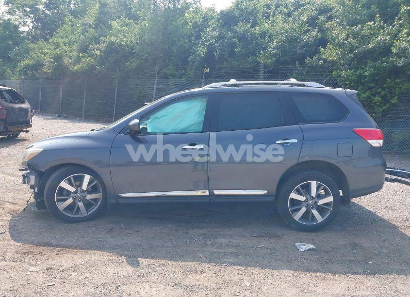 Photo 15 of 2014 Nissan Pathfinder PLATINUM (VIN 5N1AR2MM5EC655713)