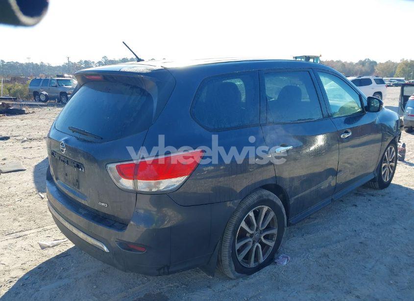 Photo 4 of 2014 Nissan Pathfinder S (VIN 5N1AR2MM5EC690851)