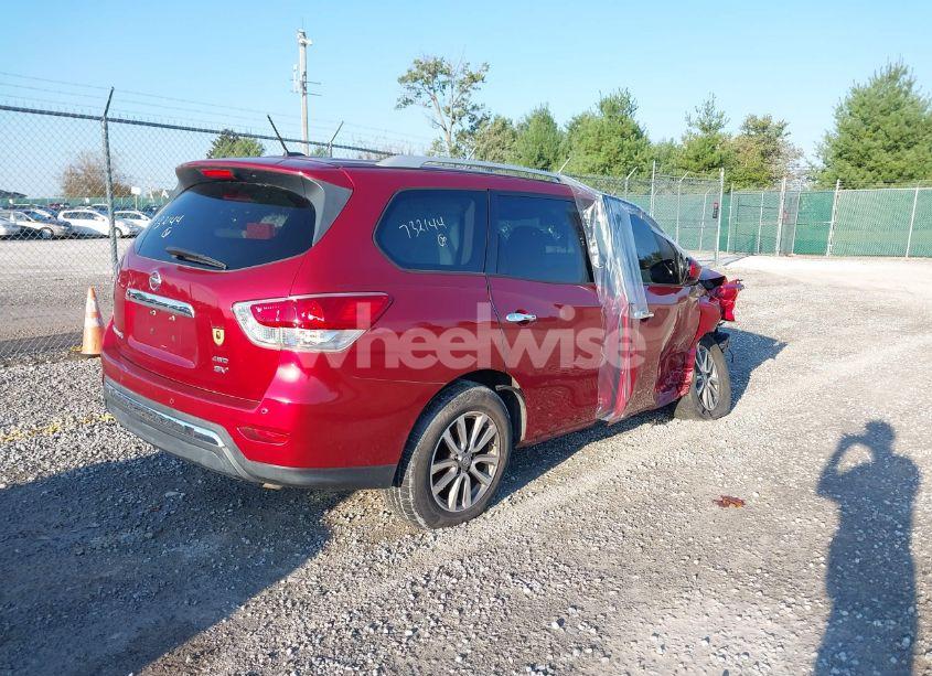 Photo 4 of 2014 Nissan Pathfinder SV (VIN 5N1AR2MM5EC732144)