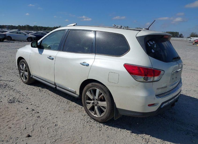 Photo 3 of 2015 Nissan Pathfinder PLATINUM (VIN 5N1AR2MM5FC609705)