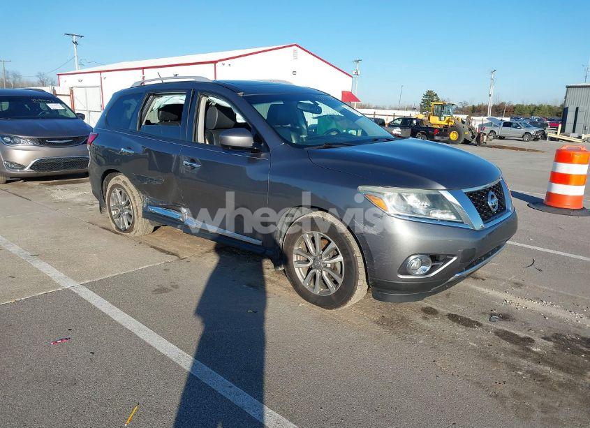 2015 Nissan Pathfinder SL (VIN 5N1AR2MM5FC616041) main photo