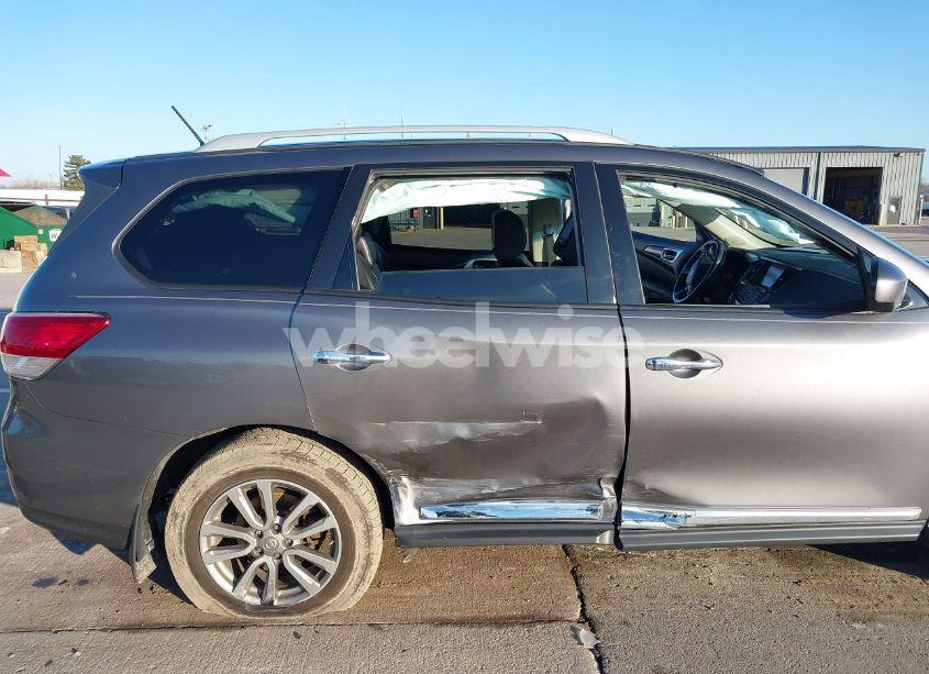 Photo 6 of 2015 Nissan Pathfinder SL (VIN 5N1AR2MM5FC616041)