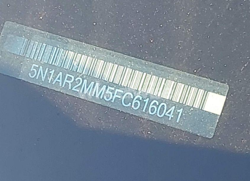 Photo 9 of 2015 Nissan Pathfinder SL (VIN 5N1AR2MM5FC616041)