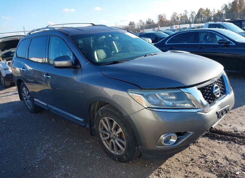 2015 Nissan Pathfinder SL (VIN 5N1AR2MM5FC623300) main photo