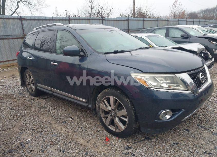 2015 Nissan Pathfinder PLATINUM (VIN 5N1AR2MM5FC626200) main photo