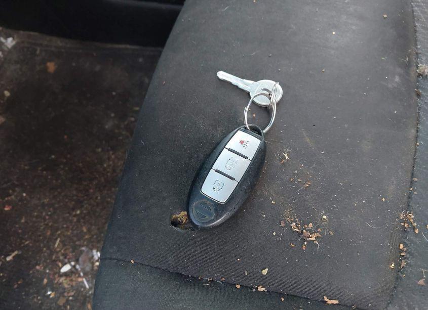 Photo 11 of 2015 Nissan Pathfinder SV (VIN 5N1AR2MM5FC626519)