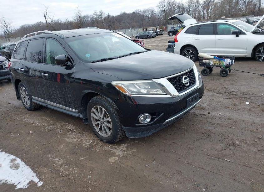 2015 Nissan Pathfinder SL (VIN 5N1AR2MM5FC630120) main photo
