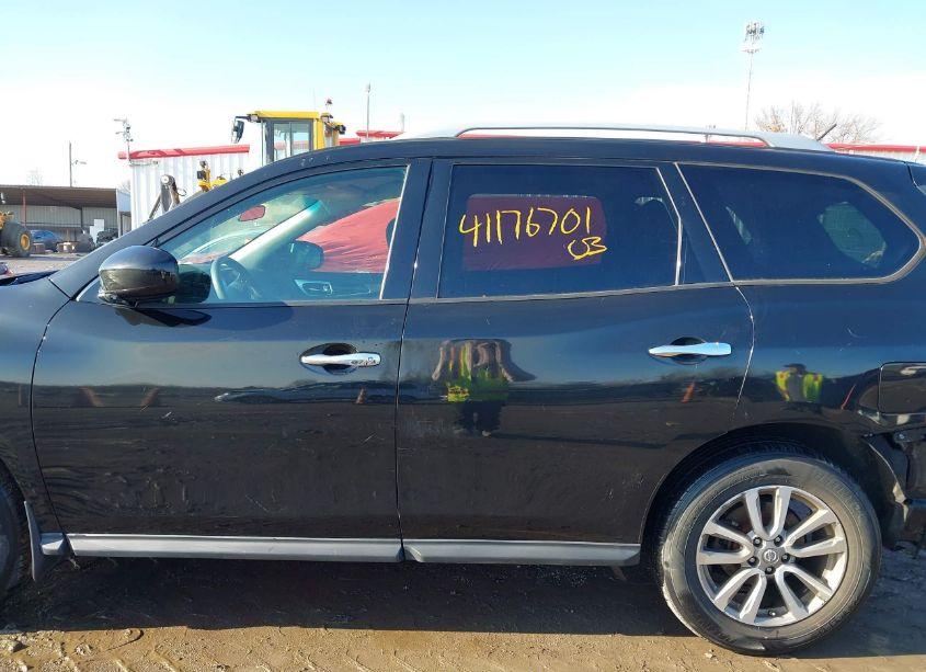 Photo 15 of 2015 Nissan Pathfinder S (VIN 5N1AR2MM5FC674750)