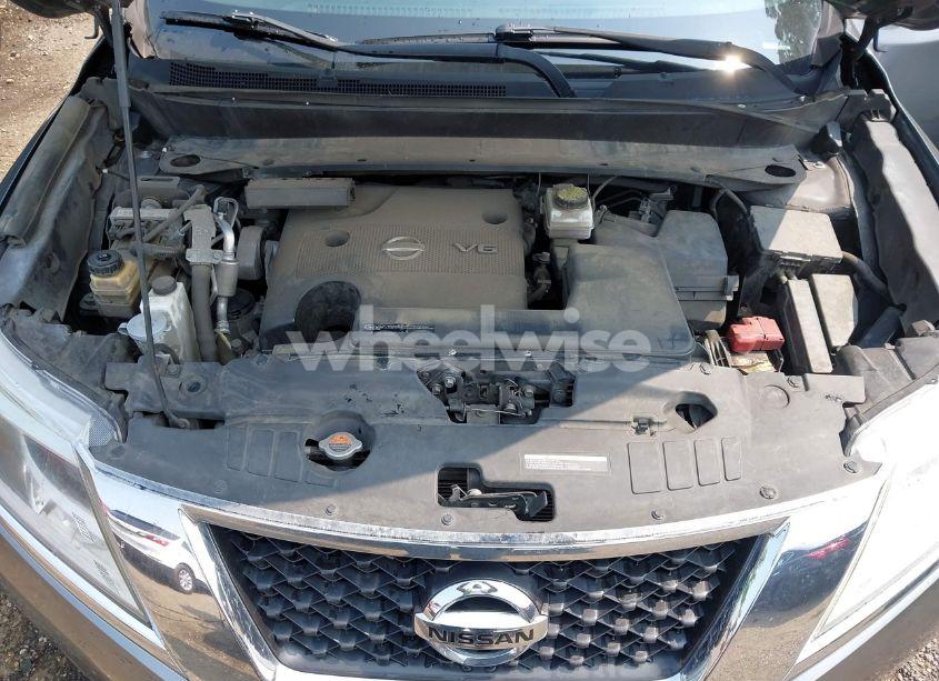 Photo 10 of 2015 Nissan Pathfinder S (VIN 5N1AR2MM5FC683058)