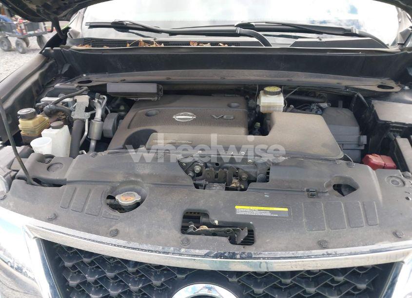 Photo 10 of 2015 Nissan Pathfinder SV (VIN 5N1AR2MM5FC709030)