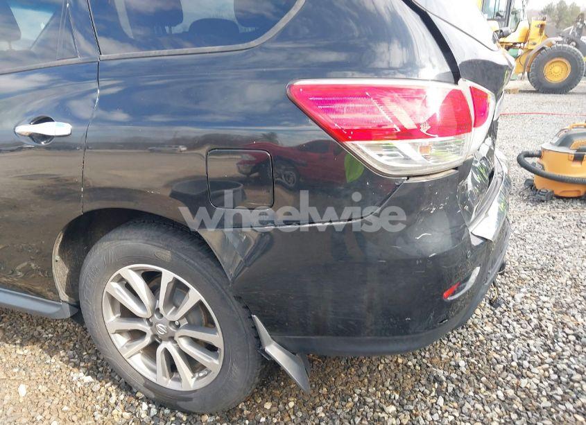 Photo 17 of 2015 Nissan Pathfinder SV (VIN 5N1AR2MM5FC709030)