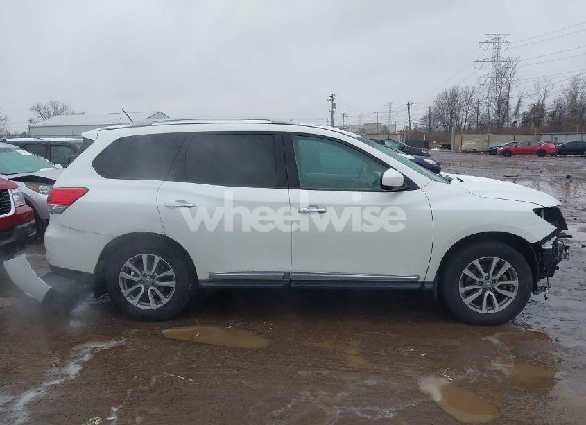 Photo 14 of 2015 Nissan Pathfinder SL (VIN 5N1AR2MM5FC710226)