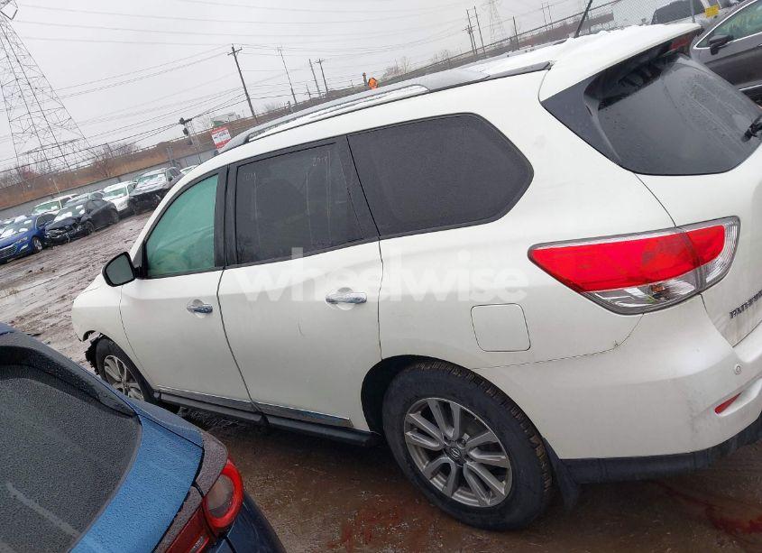 Photo 15 of 2015 Nissan Pathfinder SL (VIN 5N1AR2MM5FC710226)
