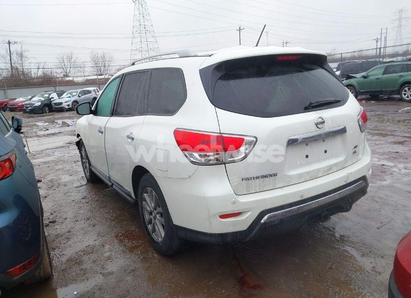 Photo 3 of 2015 Nissan Pathfinder SL (VIN 5N1AR2MM5FC710226)
