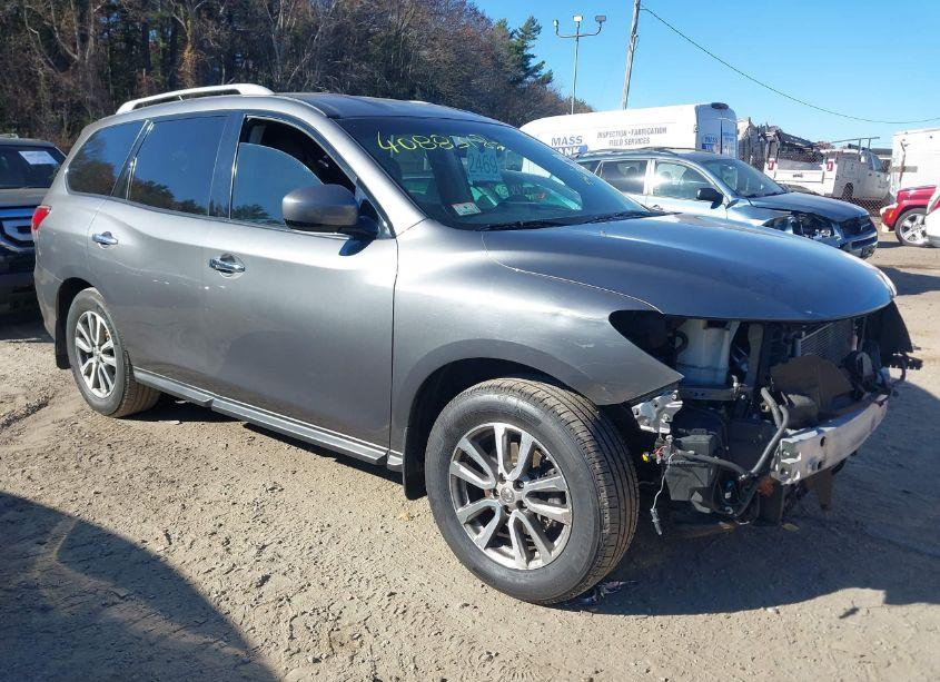 2016 Nissan Pathfinder S (VIN 5N1AR2MM5GC606823) main photo