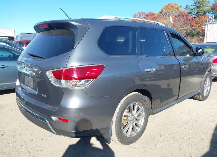 Photo 4 of 2016 Nissan Pathfinder S (VIN 5N1AR2MM5GC606823)